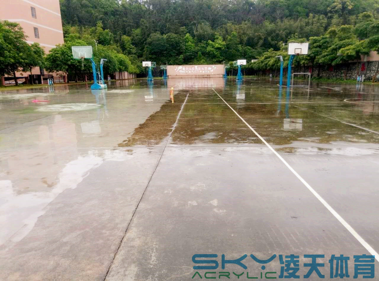 硅PU篮球场案例：广州市增城小楼中学5mm硅PU篮球